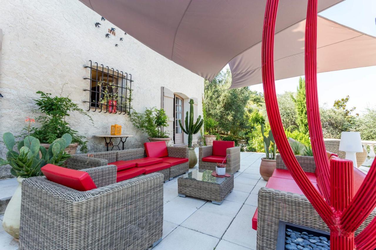 Mas De Provence En Riviera Guest house